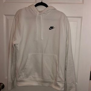 Nike Men’s Pullover